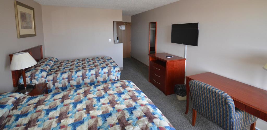 Travelodge Hanna Canada Grey Esterno foto
