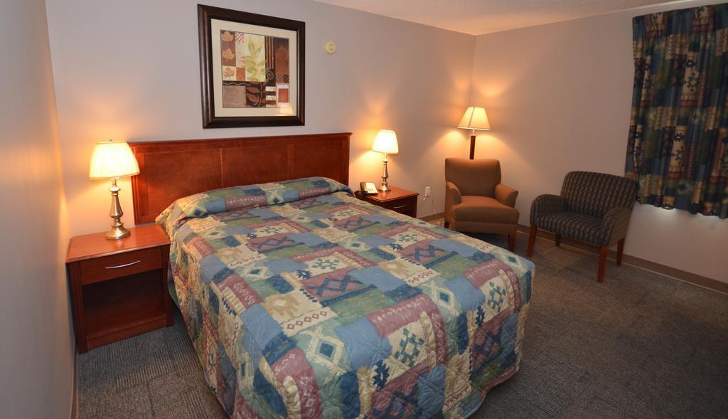 Travelodge Hanna Canada Grey Esterno foto